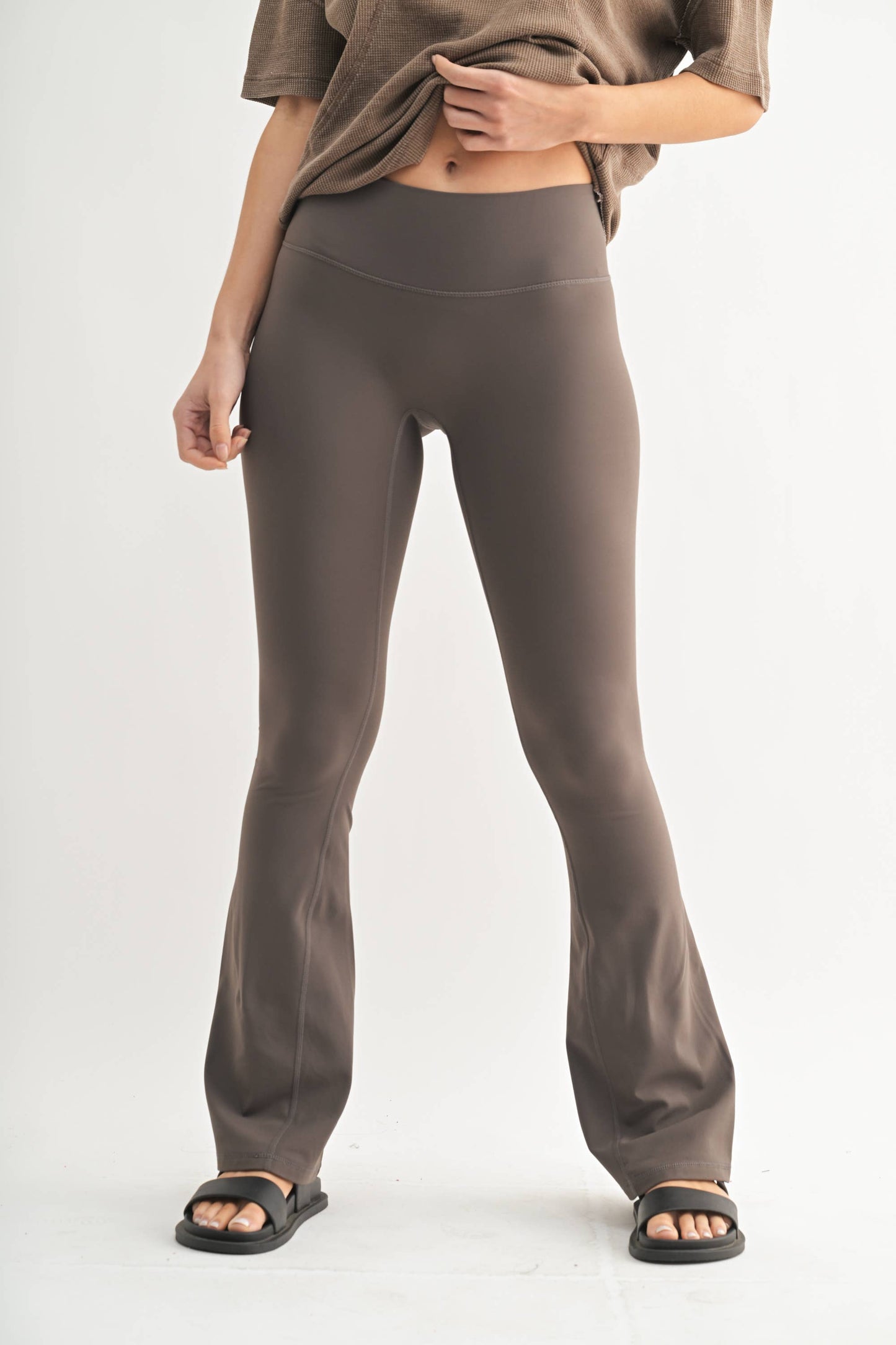 BRONZE - Flared Fleece Leggings
