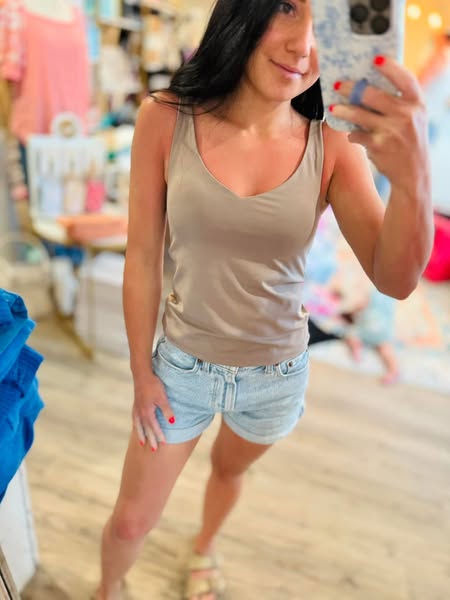 V-Neck Inside Bra Tank Top