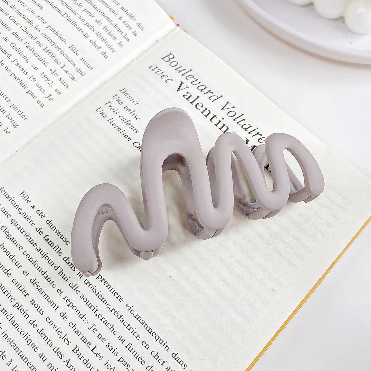 Wavy Large Claw Clips