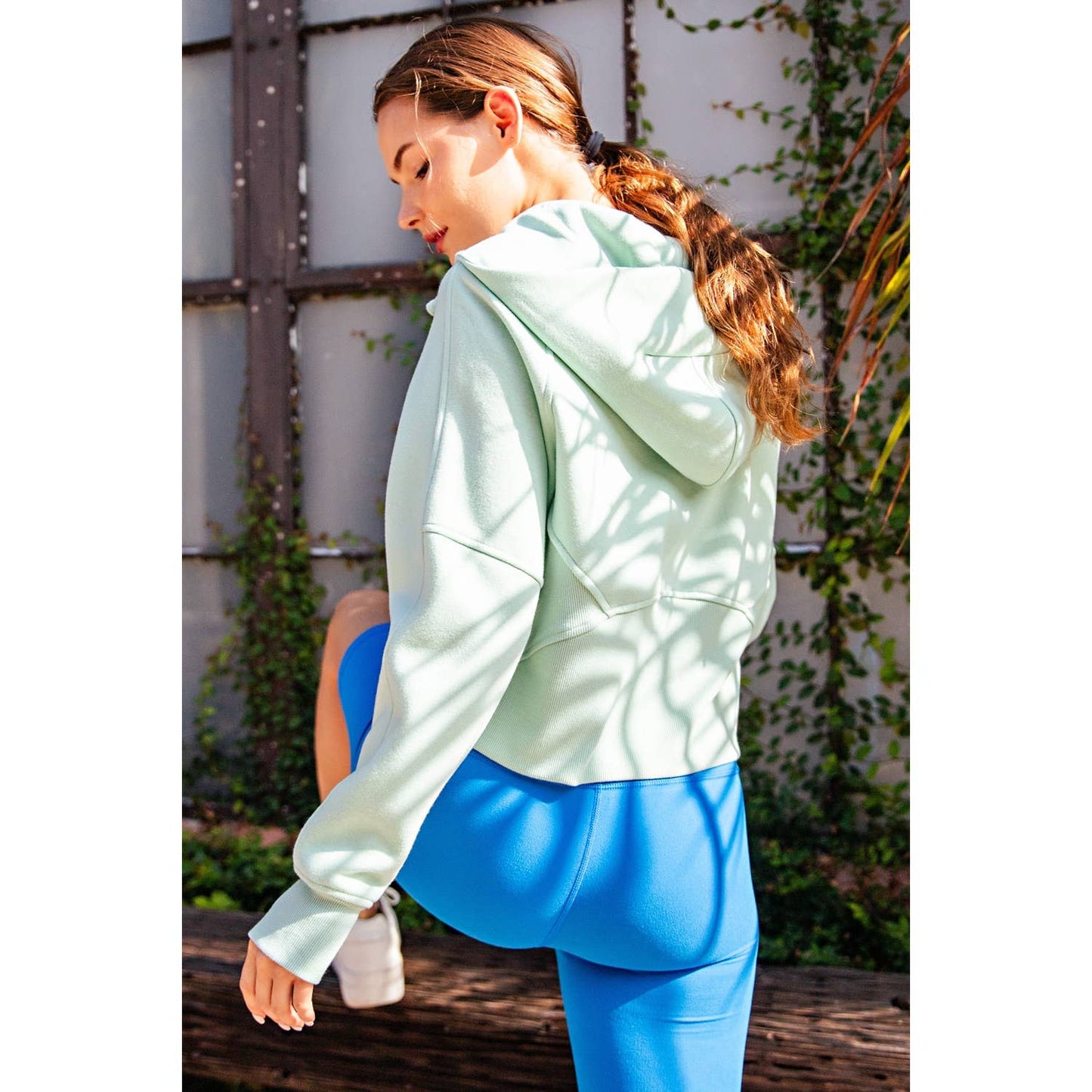 FRENCH TERRY CROPPED QUARTER ZIP HOODIE JACKET