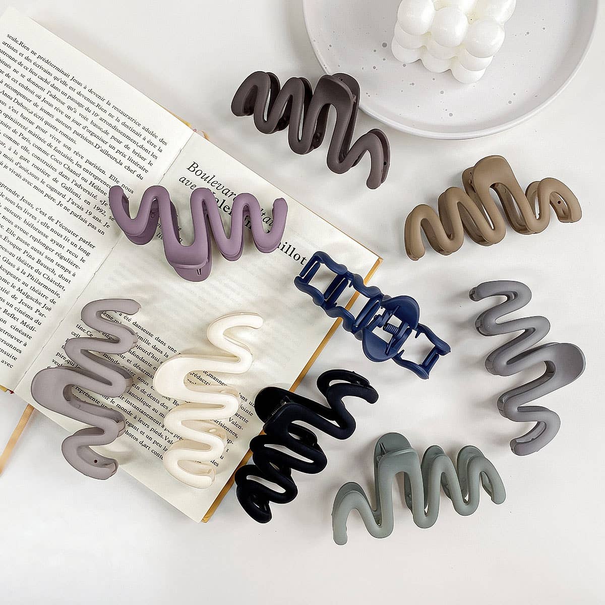 Wavy Large Claw Clips