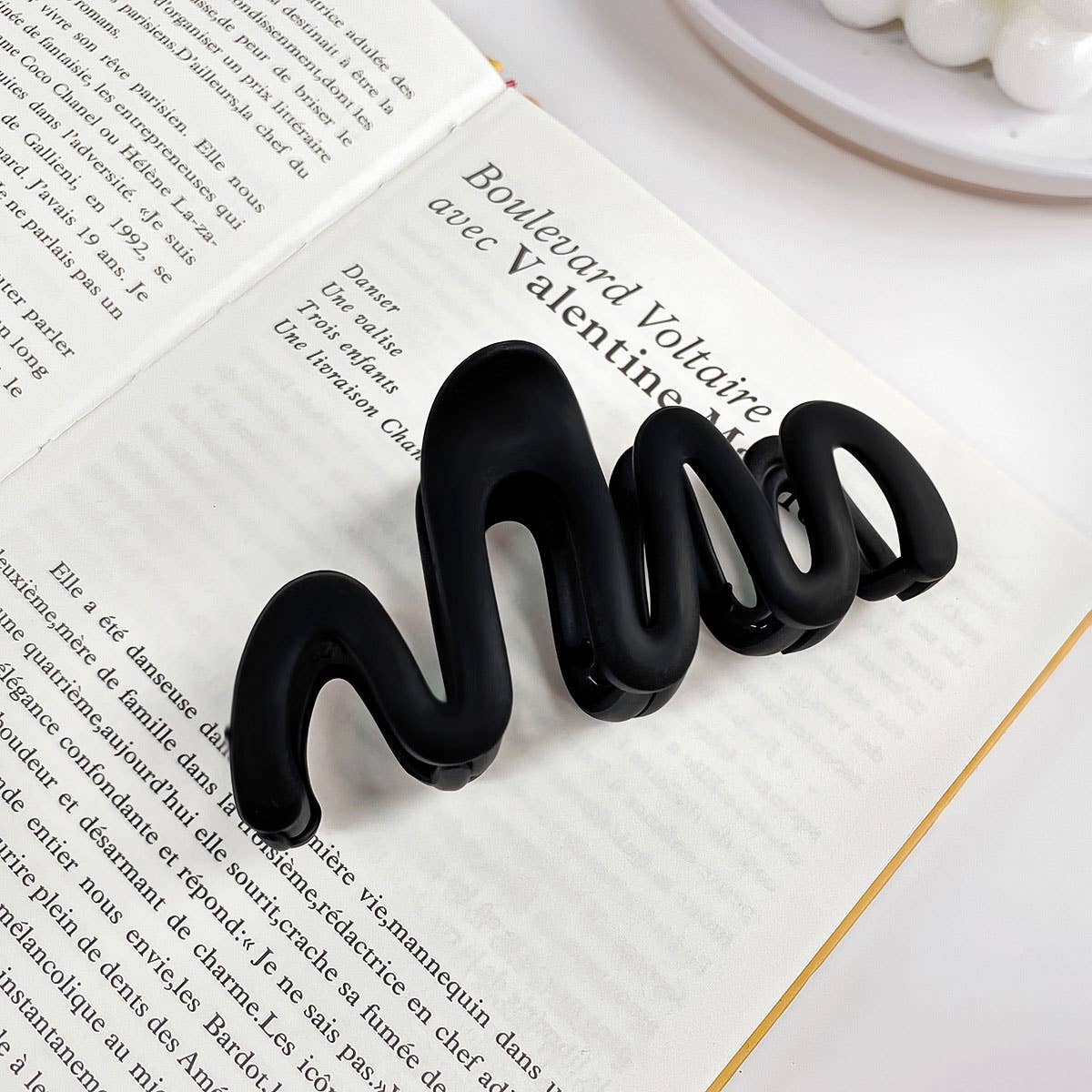 Wavy Large Claw Clips
