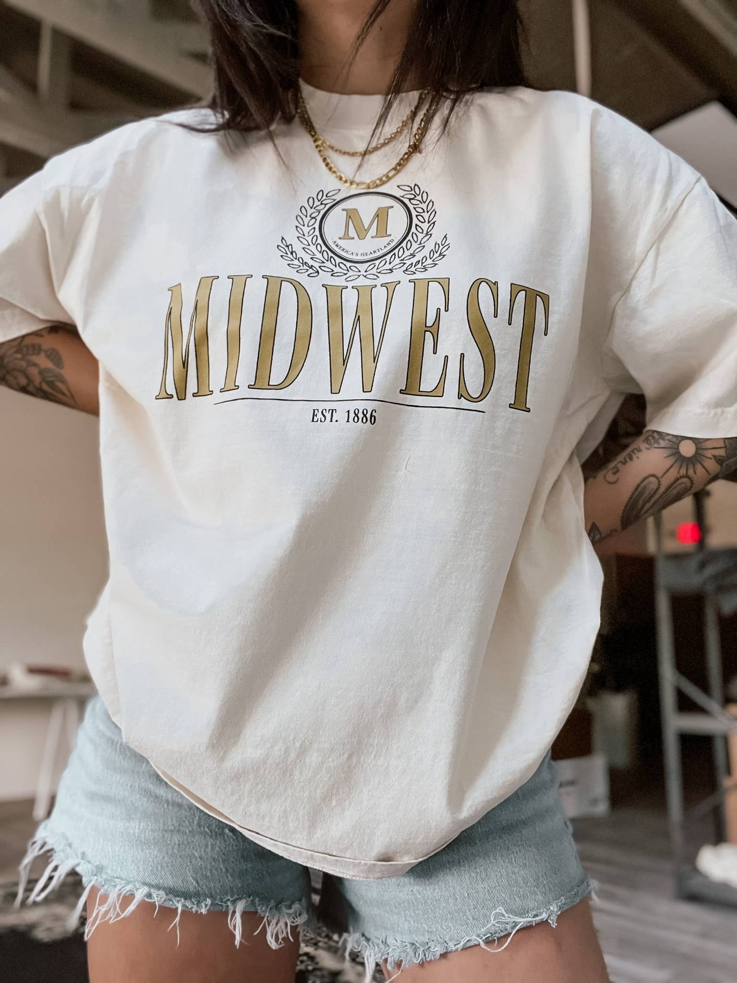 Midwest Vintage Inspired Retro Graphic Tee - Ivory
