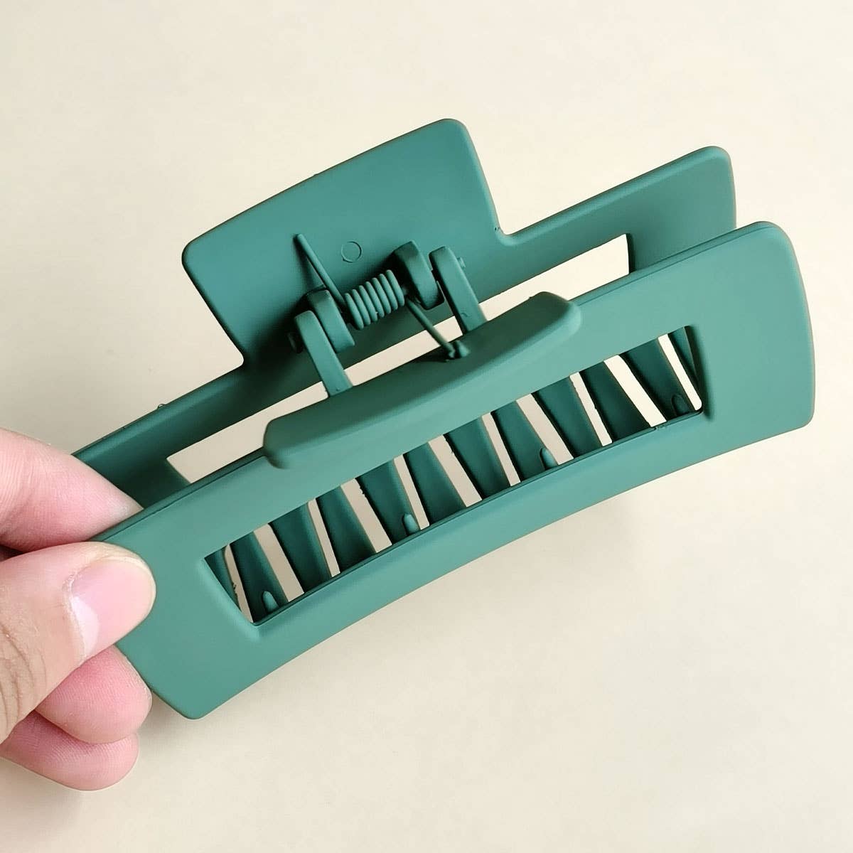 Large Hair Claw Clip