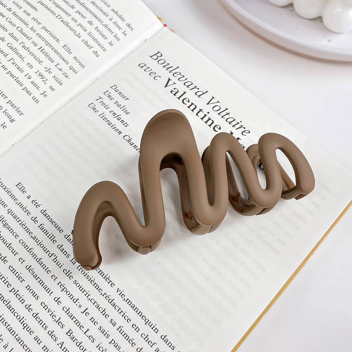 Wavy Large Claw Clips