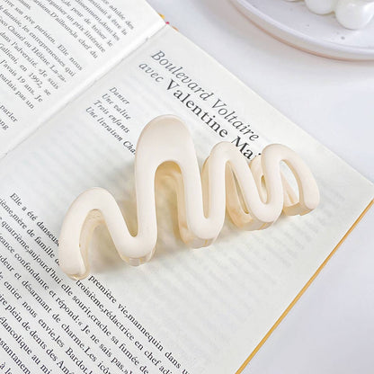 Wavy Large Claw Clips