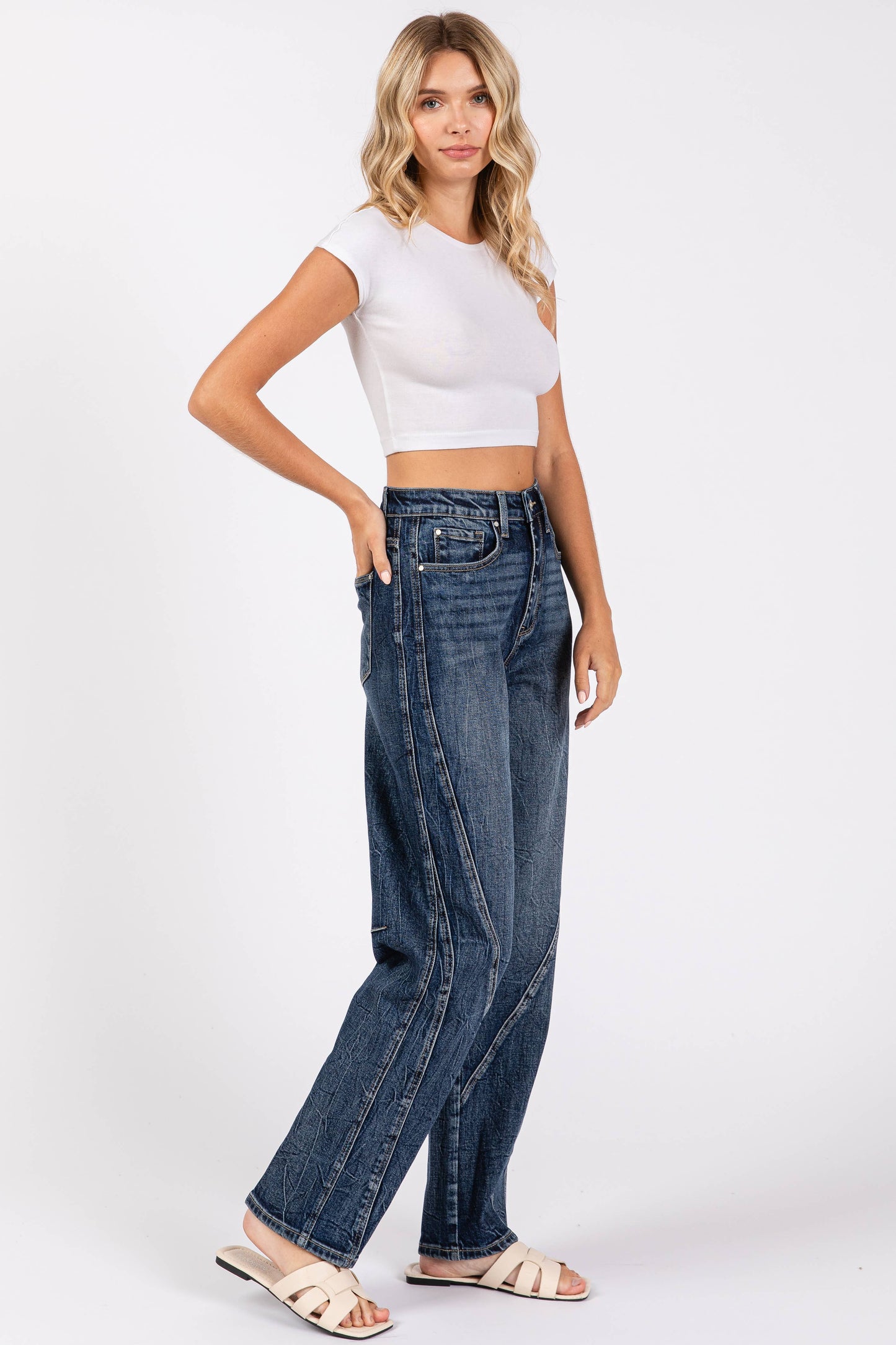 Detailed Seam High Rise Comfort Barrel Jean