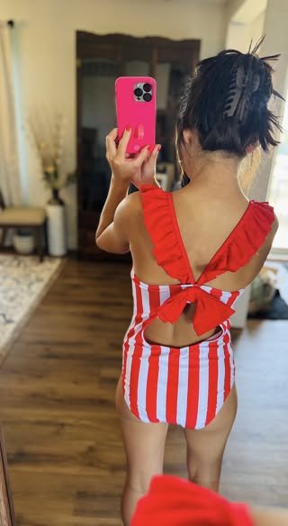 Women’s set sail striped swimsuit