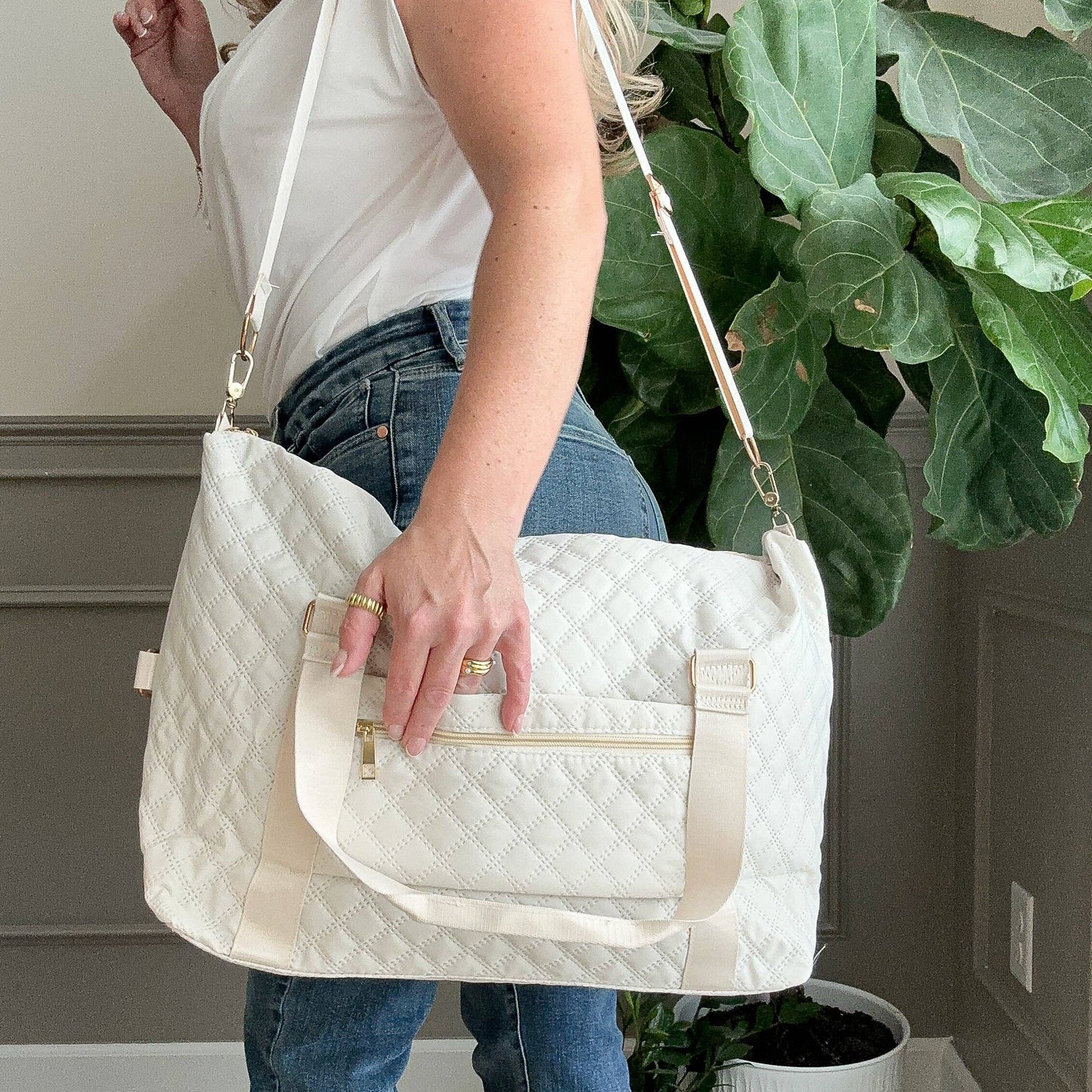 Quilted Overnight Duffle with Trolly Sleeve White