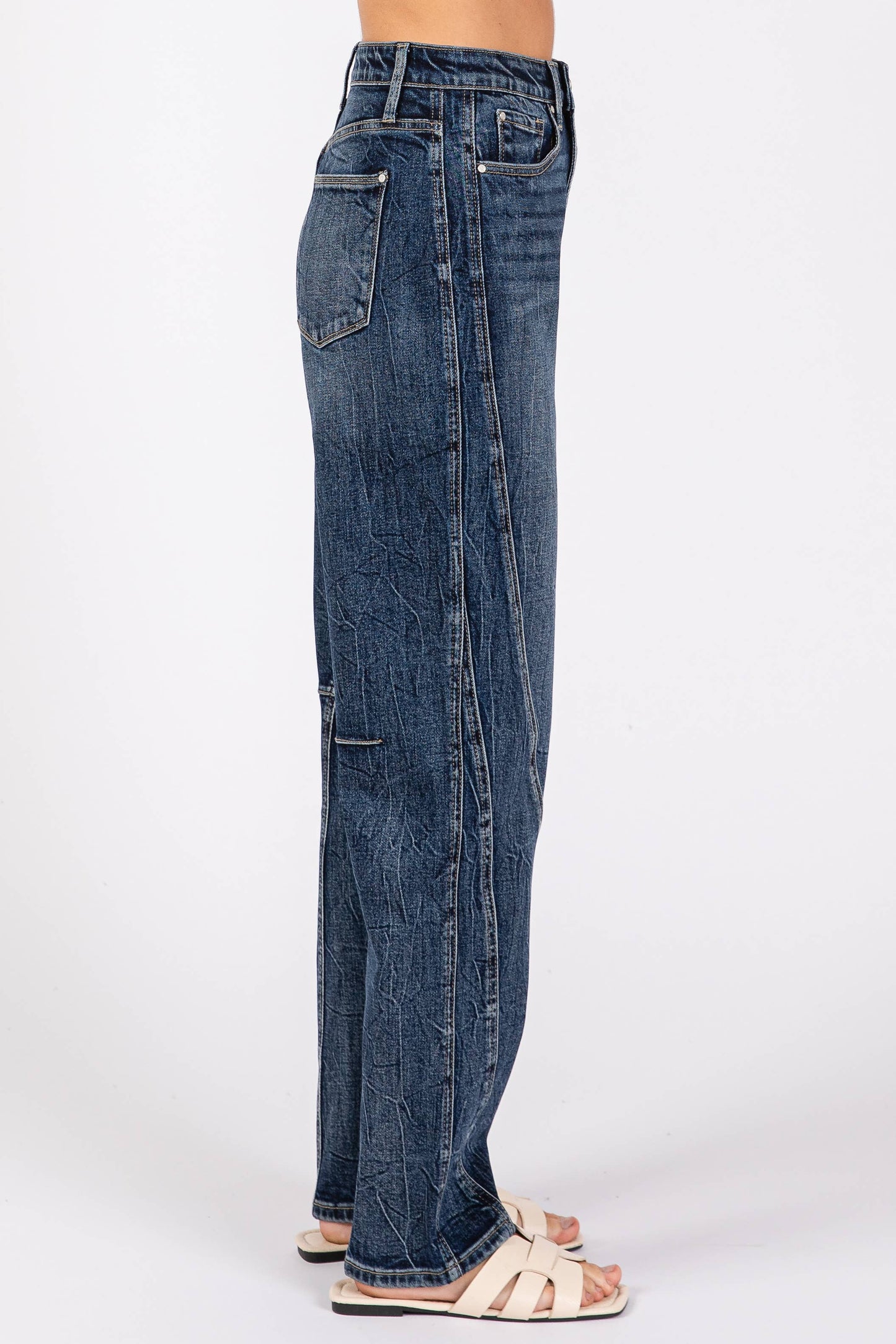 Detailed Seam High Rise Comfort Barrel Jean